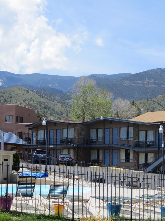 Silver Saddle Motel Manitou Springs Exterior photo