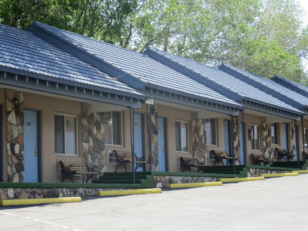 Silver Saddle Motel Manitou Springs Exterior photo